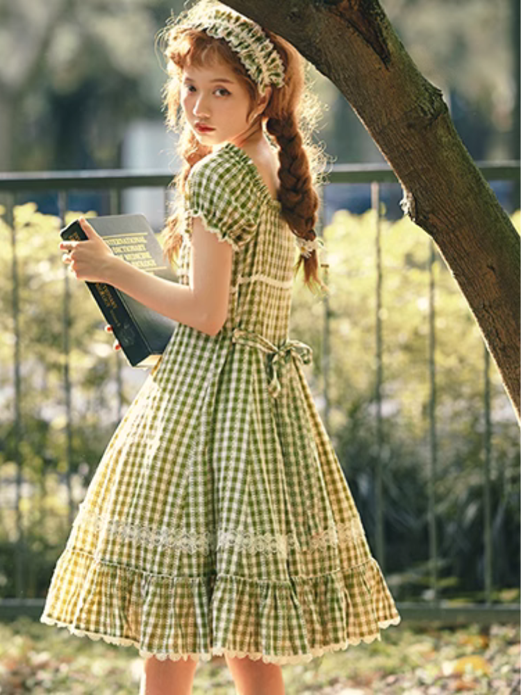 Retro 2025 gingham dress
