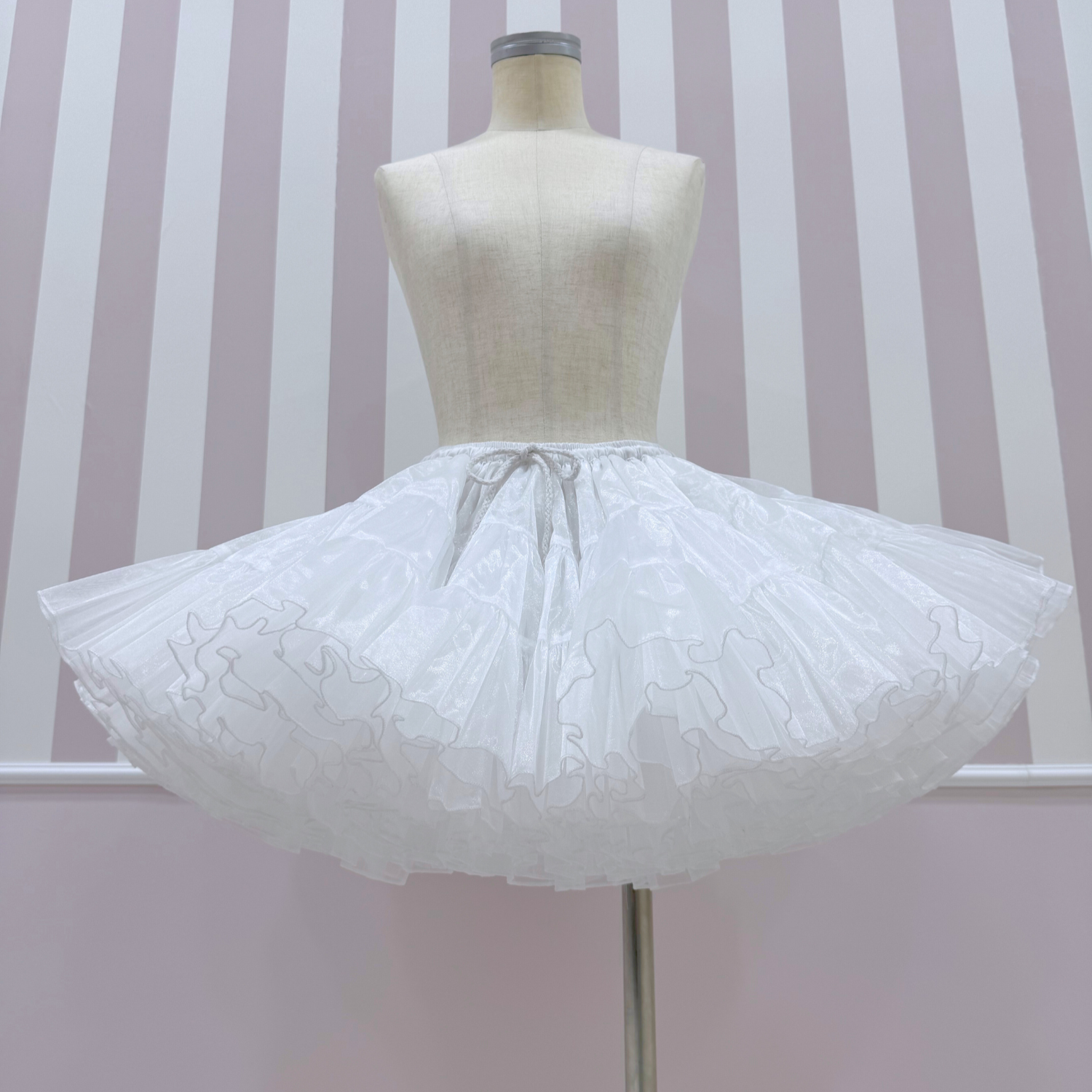 ミニ丈おすすめNo.1】4層超ボリュームパニエ35cm – ロリータ ミニ丈おすすめNo.1】4層超ボリュームパニエ35cm – ロリータ