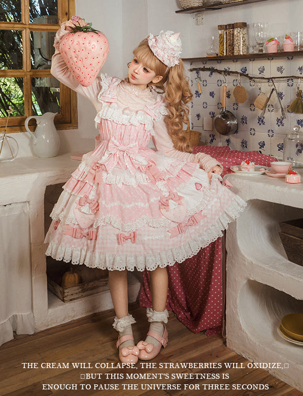 【受注予約11/18まで】Strawberry Cake Guide 長袖ニットトップス