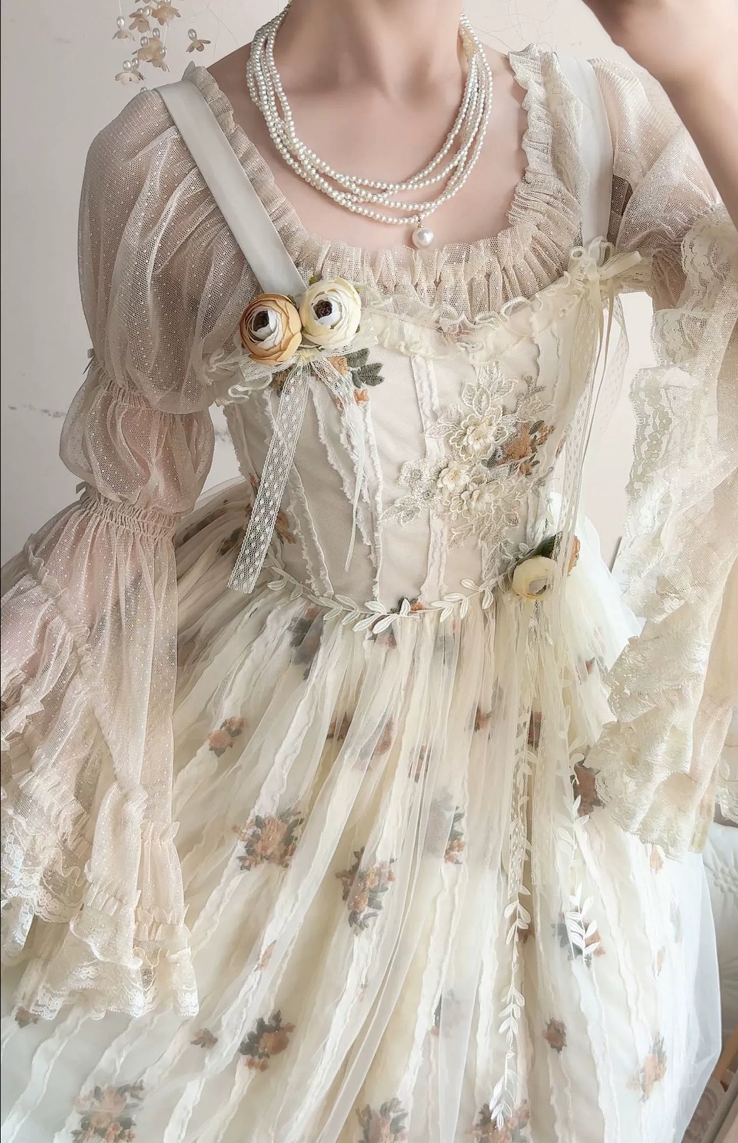 【受注予約8/27まで】Chloris 姫袖ブラウス