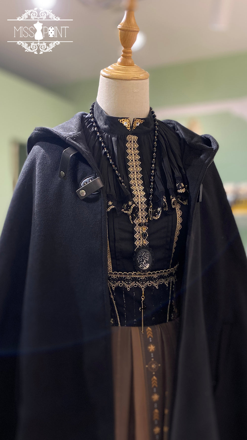 【予約販売】Demon Hunters ロングマント