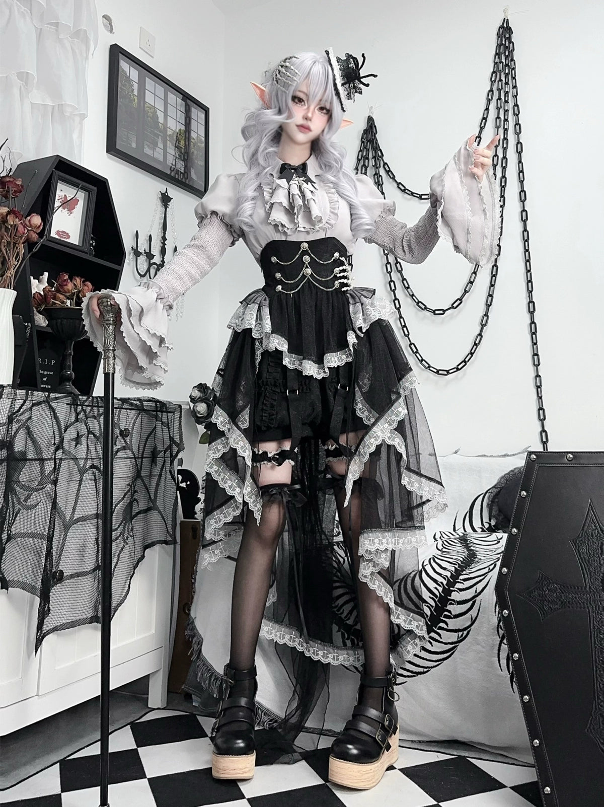 暗黒少女 ゴシックショートパンツセットアップ – ロリータファッション 暗黒少女 ゴシックショートパンツセットアップ – ロリータファッション