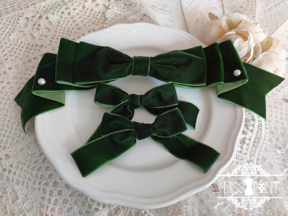 Portrait of a Lady Elegant Velvet Jumper Skirt