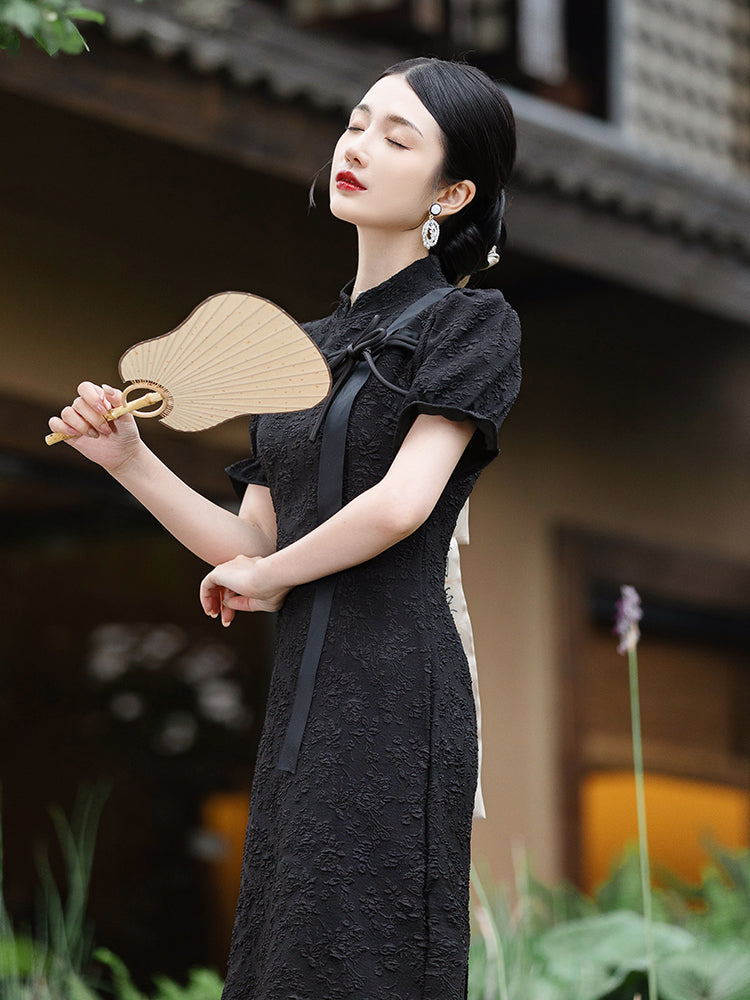 黒の花柄ジャガードチャイナワンピース