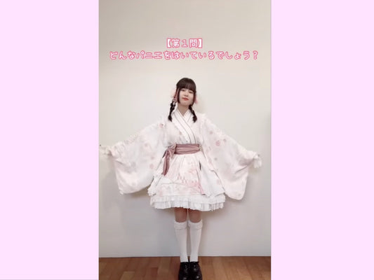 どんなパニエを穿いているでしょう！🤍