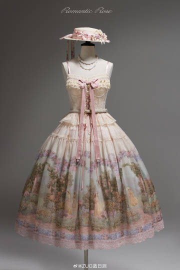 [Pre-orders available until 2/26] Romantic Rose Print Jumper Skirt