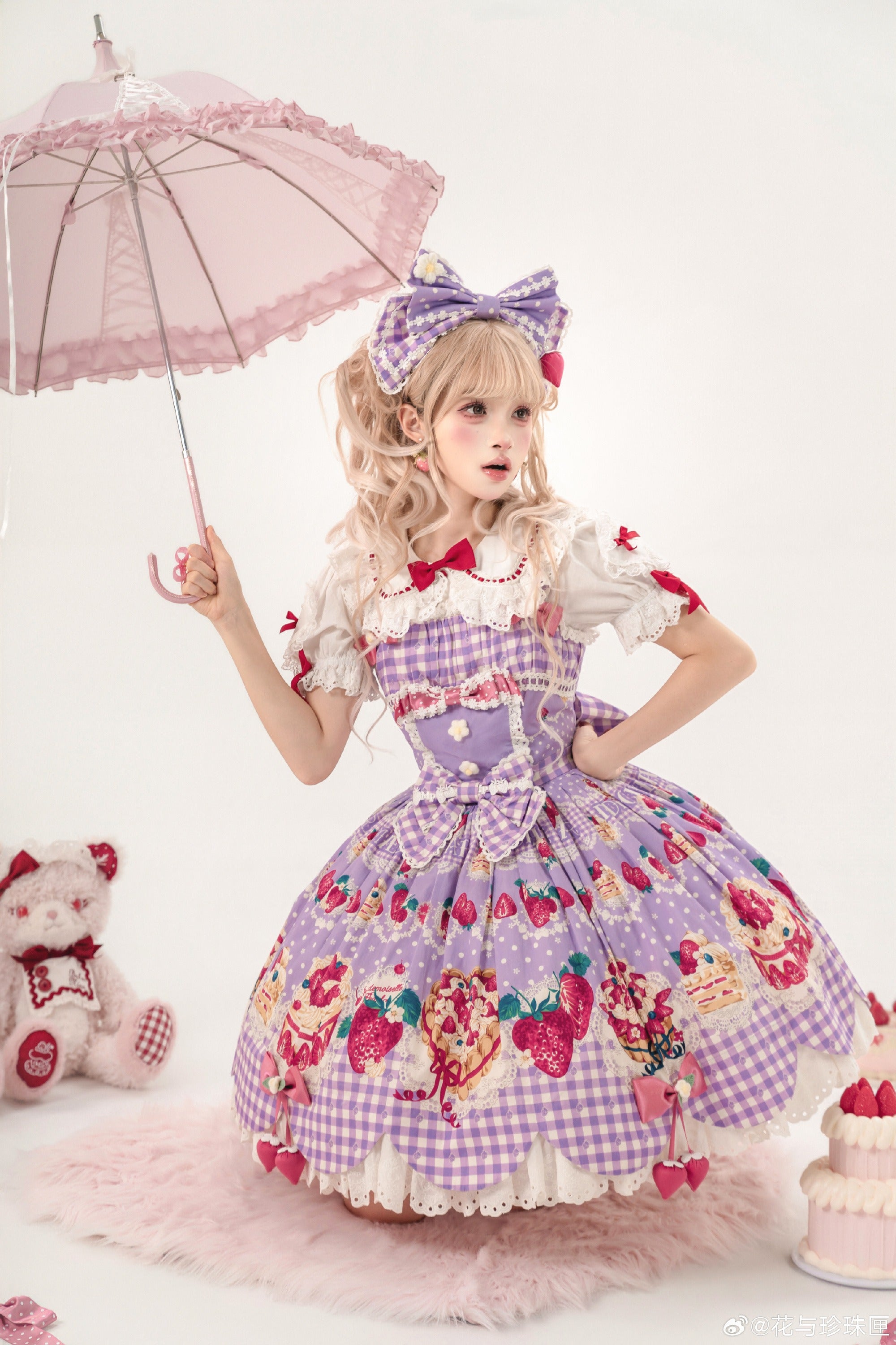 【受注予約8/26まで】Strawberry Cake Guide プリントジャンパースカート ・新色