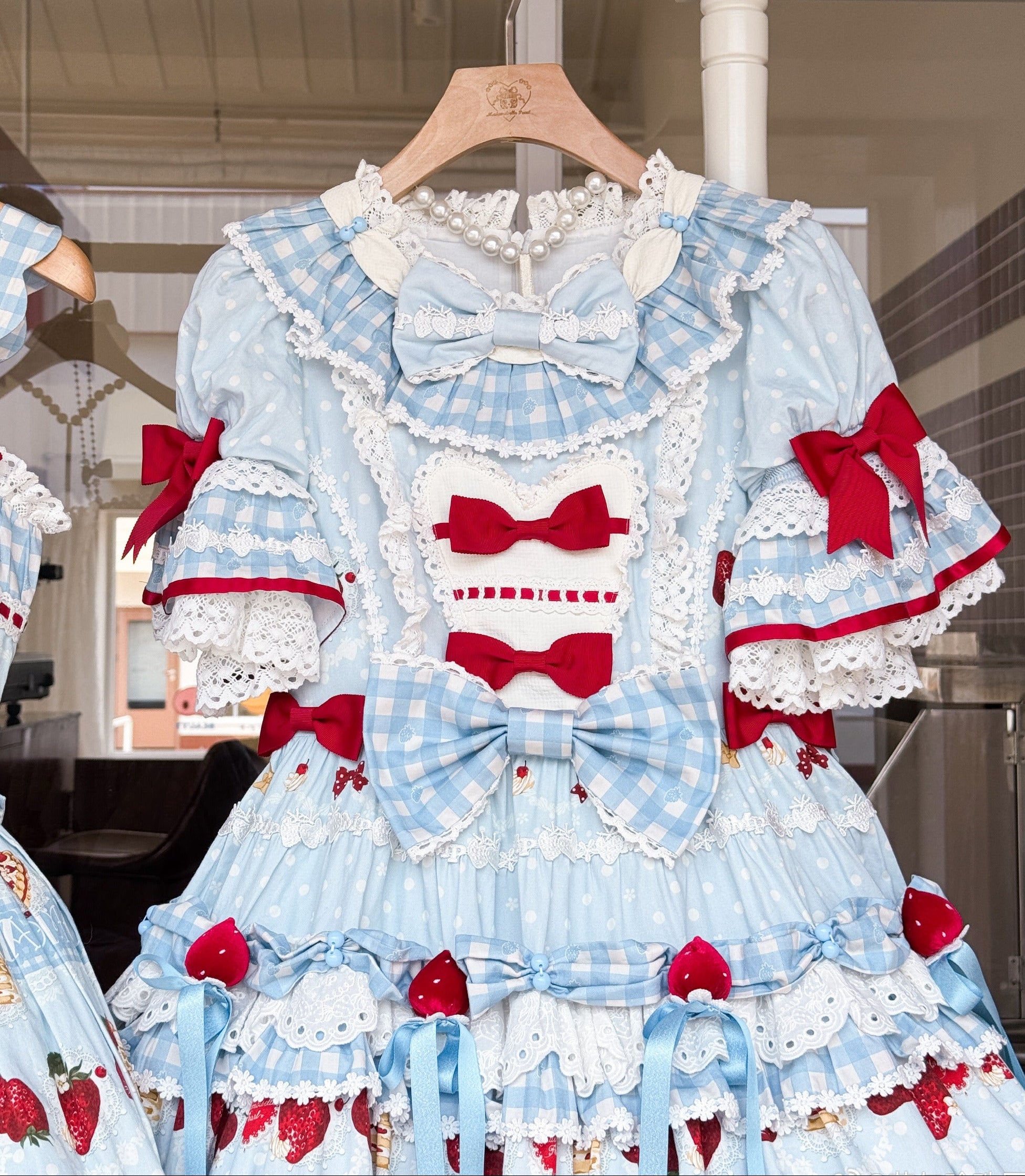 【受注予約8/26まで】Strawberry Cake Guide プリントワンピース 新色