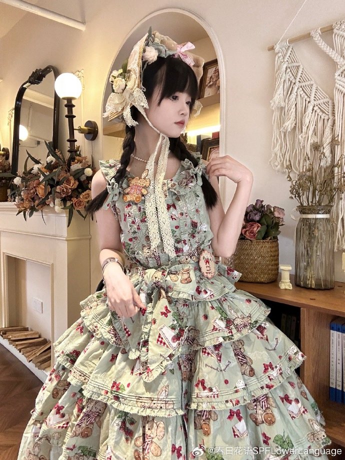 【再販・受注予約5/18まで】Camellia Berry ノースリーブセットアップ・ショート丈