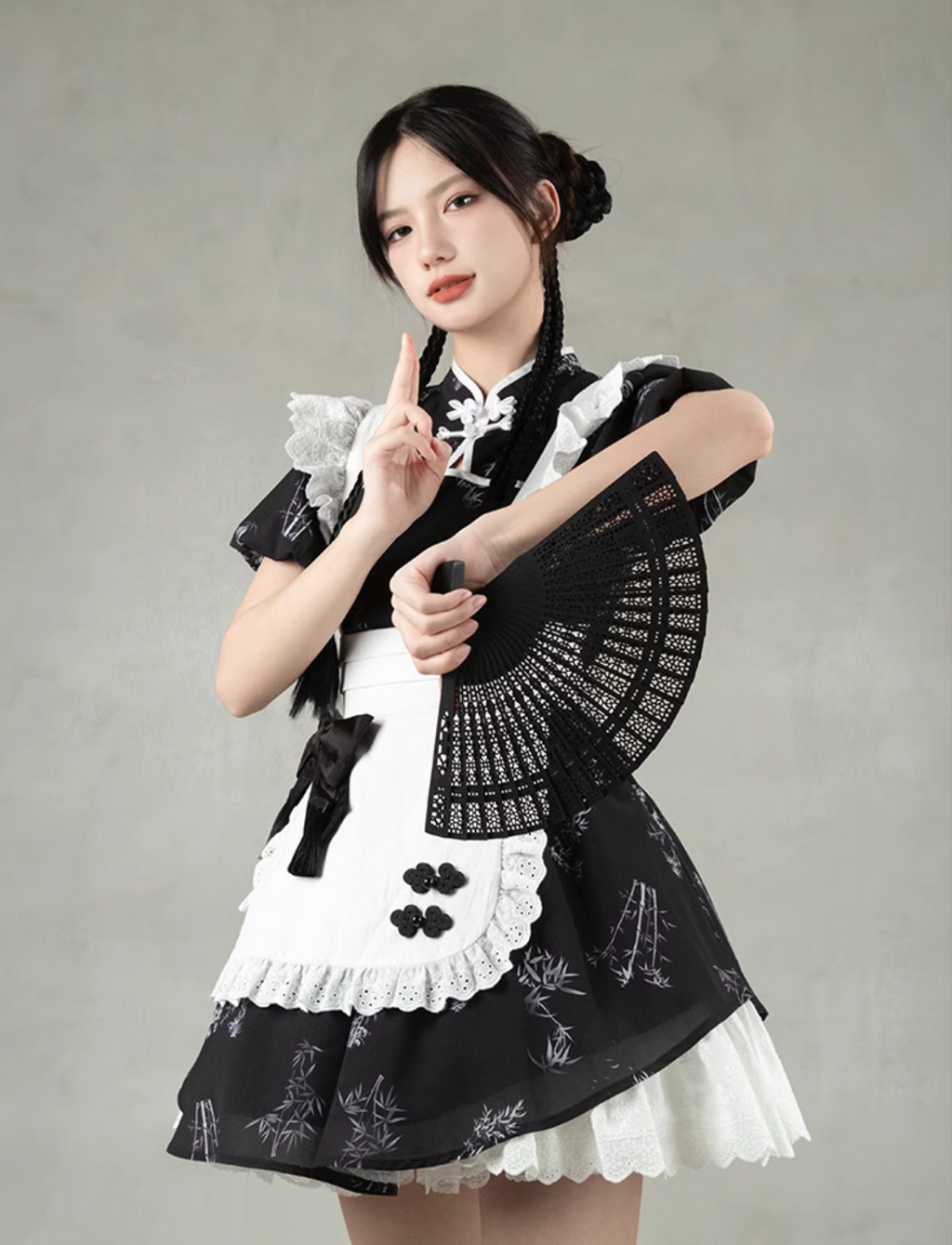 竹プリントのメイド風チャイナワンピース