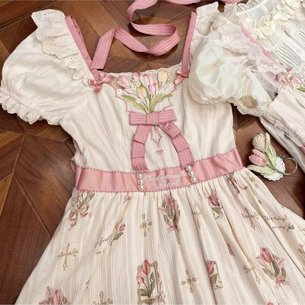 Tulip Bouquet スクエアネックコットンワンピース
