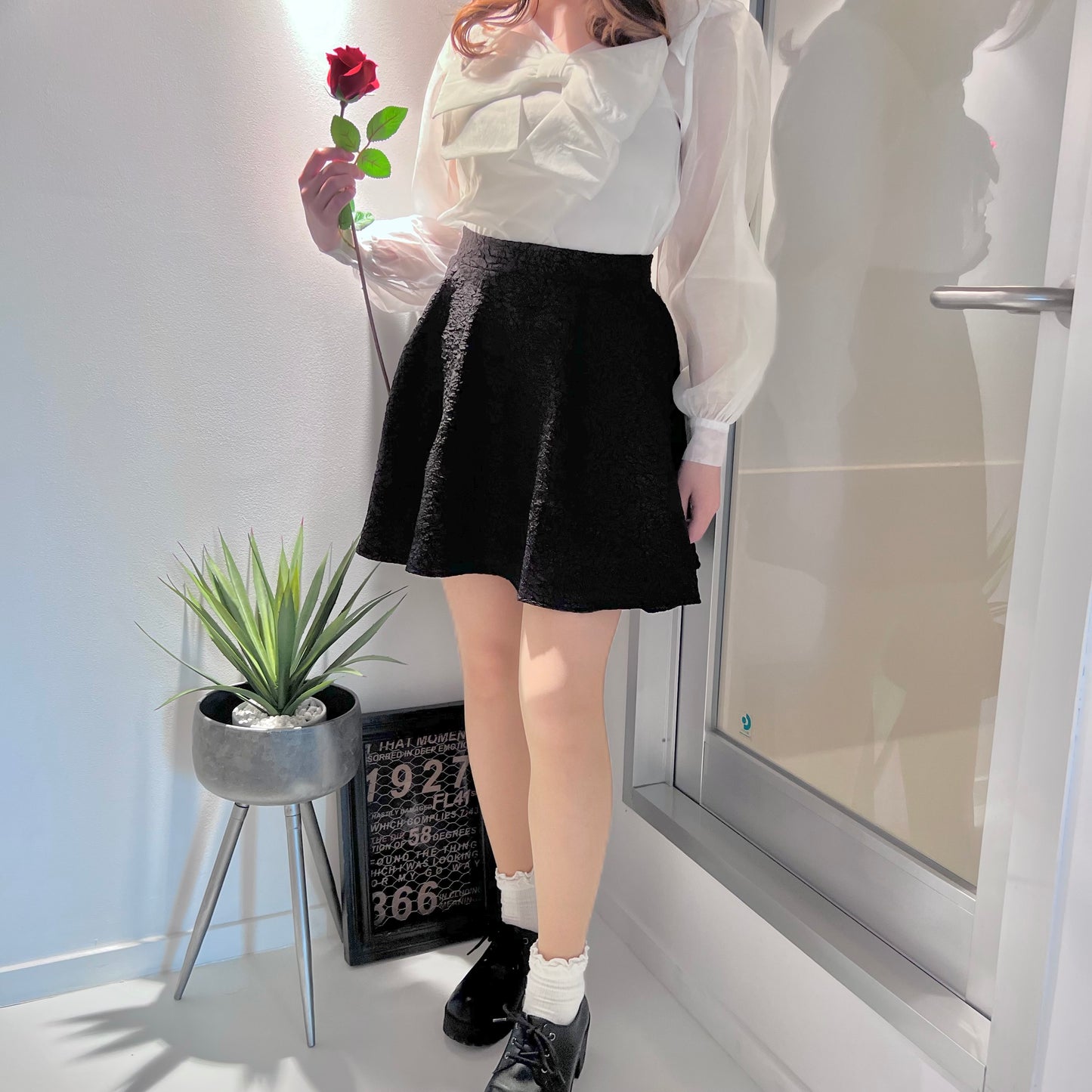 Ribbon blouse rose pattern skirt setup