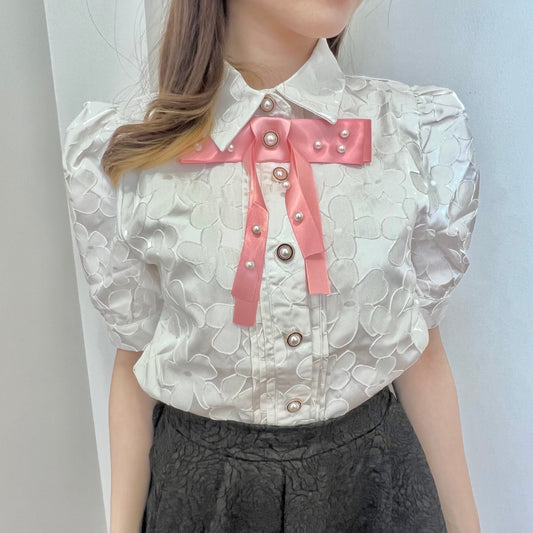Ribbon and pearl floral pattern puff sleeve shirt
