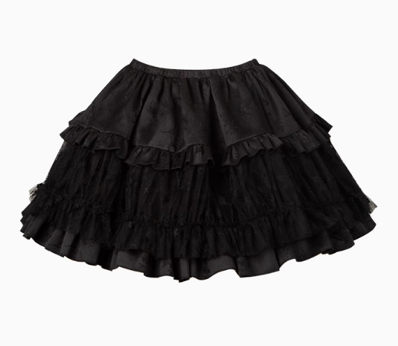 Hana Tabi: A black Hana-Loli set with irregular hem top and frill skirt