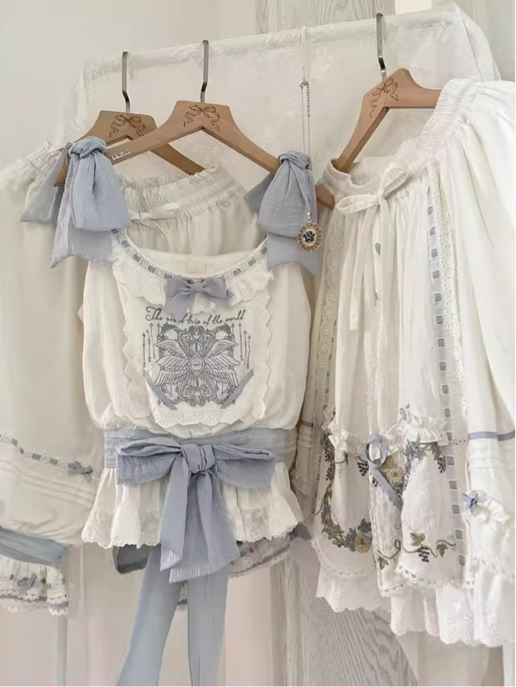 Mysterious Embroidery コットン2wayノースリーブトップス