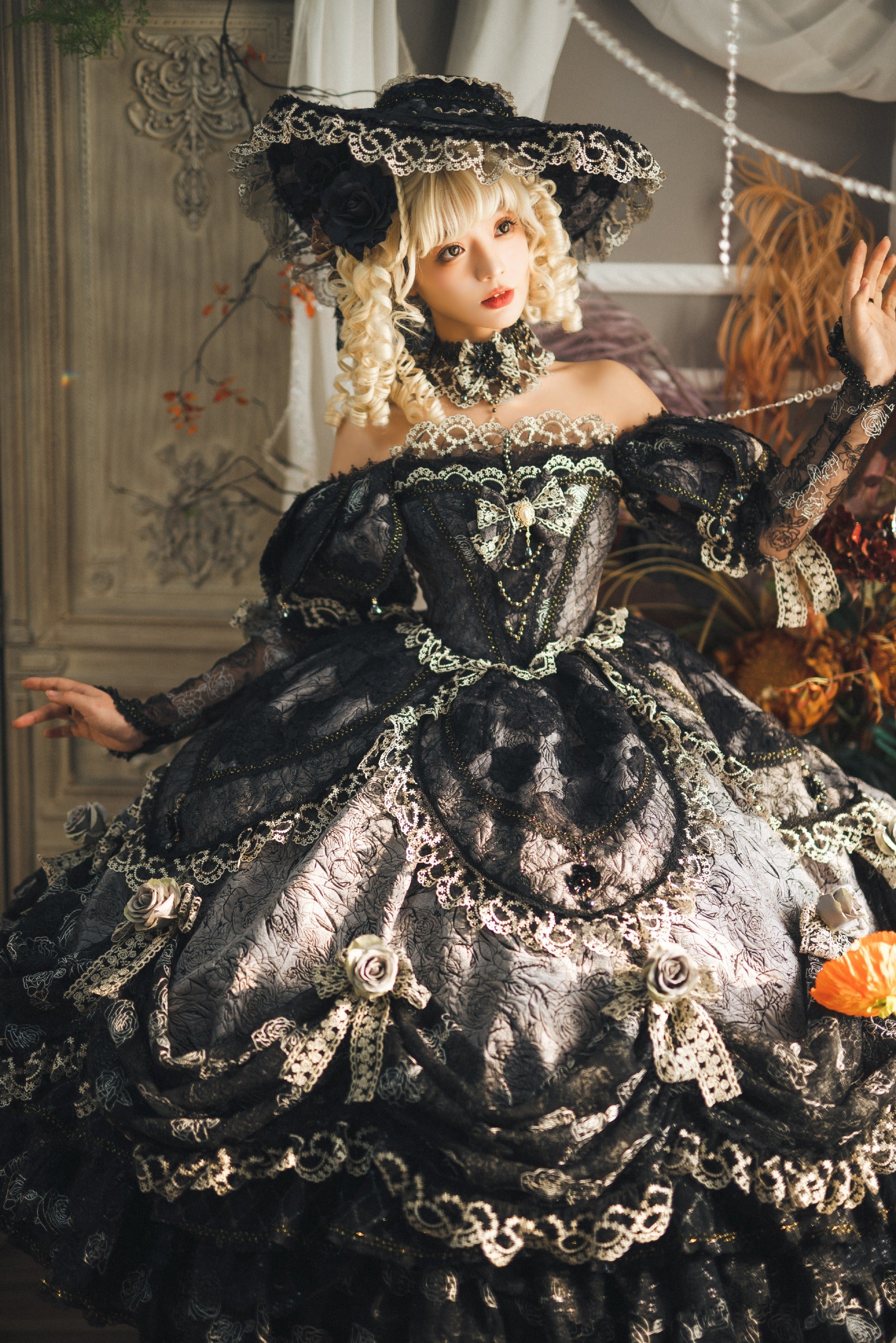【受注予約9/16まで】With Bell プリンセスドレス ショート丈・ブラック
