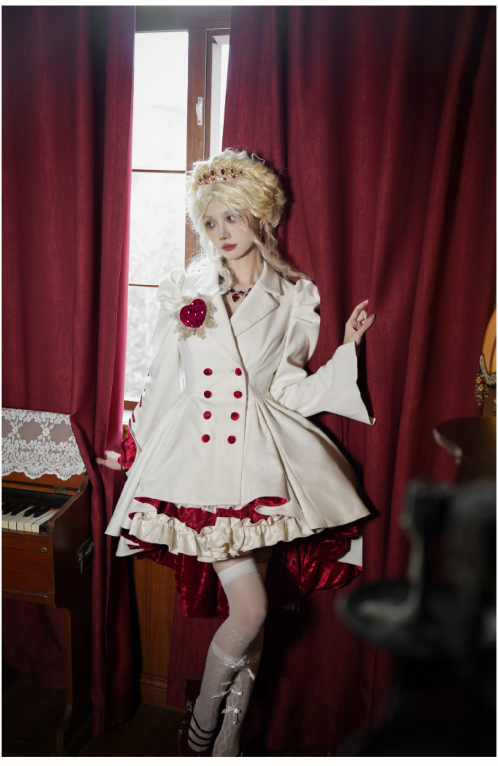 Heart of Mary カットデザインジャンパースカートとジャケット