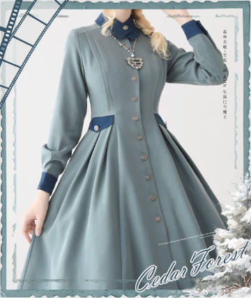 Snow Cedar クラシカルケープ付きワンピースコート