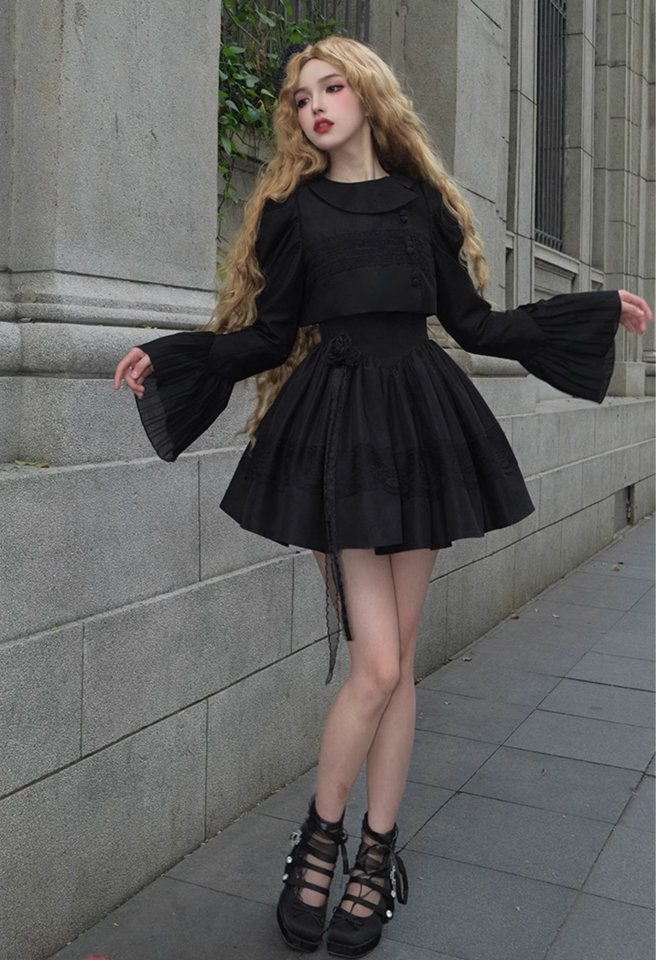 Black rose embroidered collar jumper skirt and jacket, short length