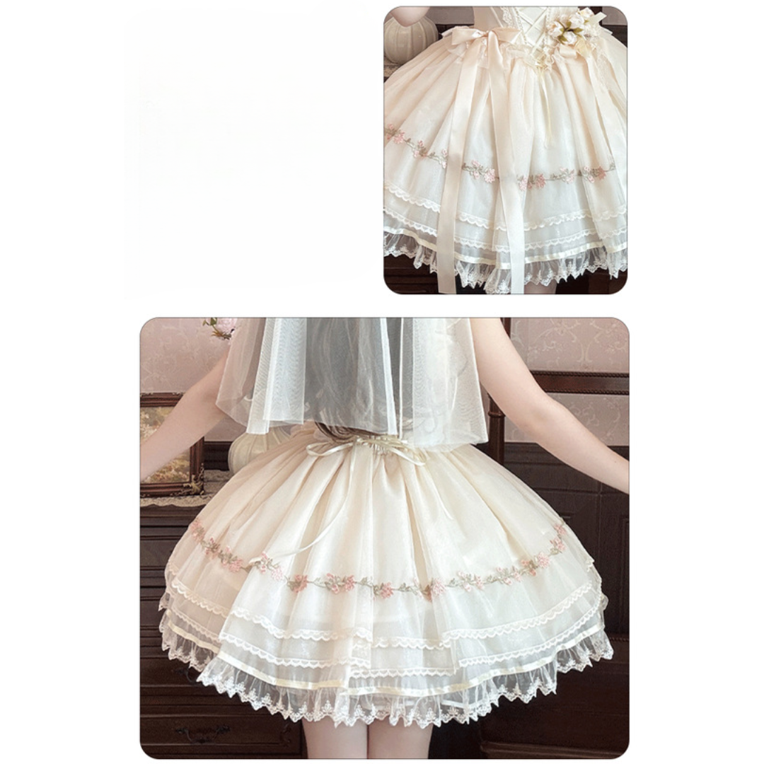 Misty Bloom　花刺繍のミニ丈ジャンパースカート