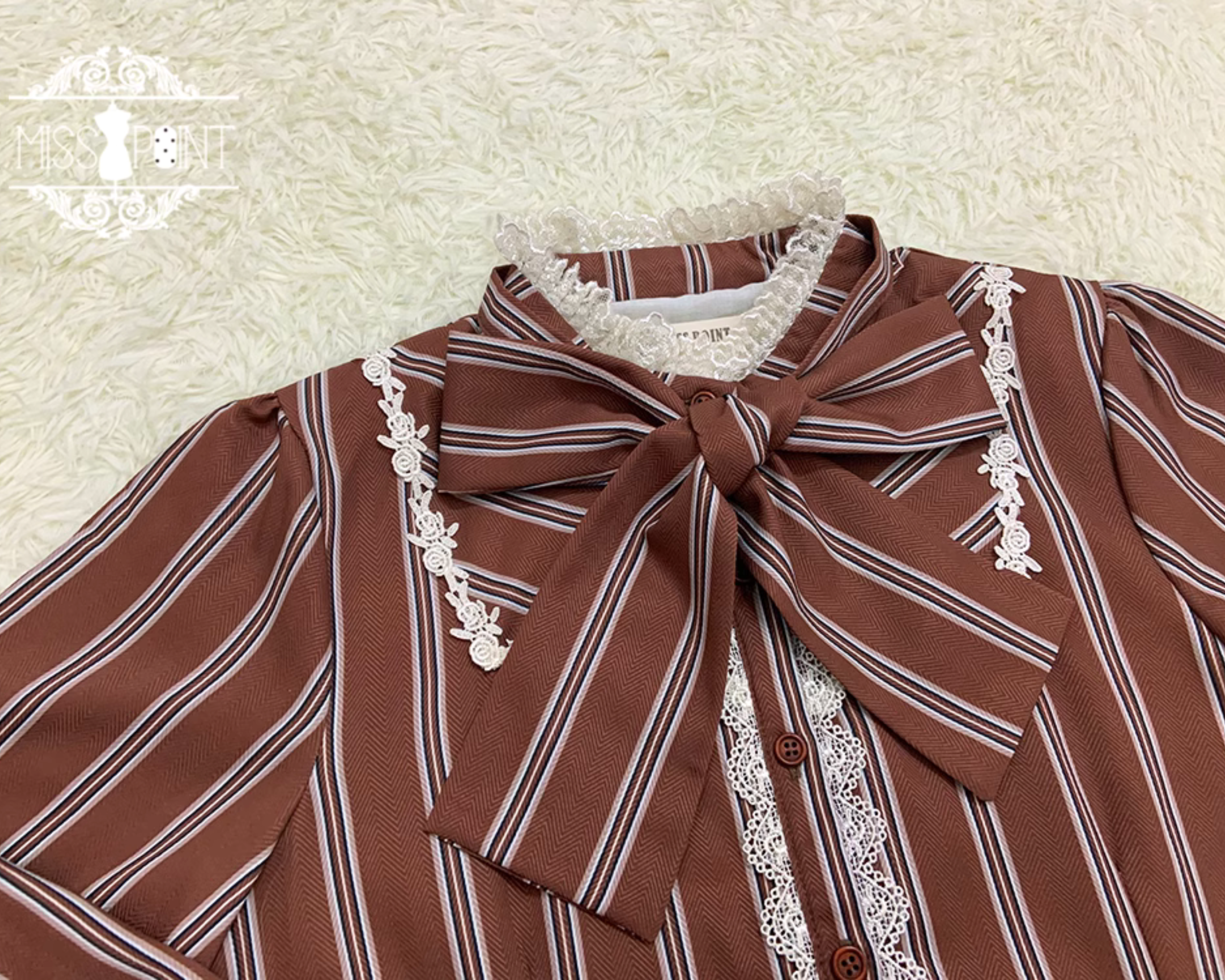 【予約販売】Coffee Break ストライプリボンタイブラウス【合わせ買いで20%off】