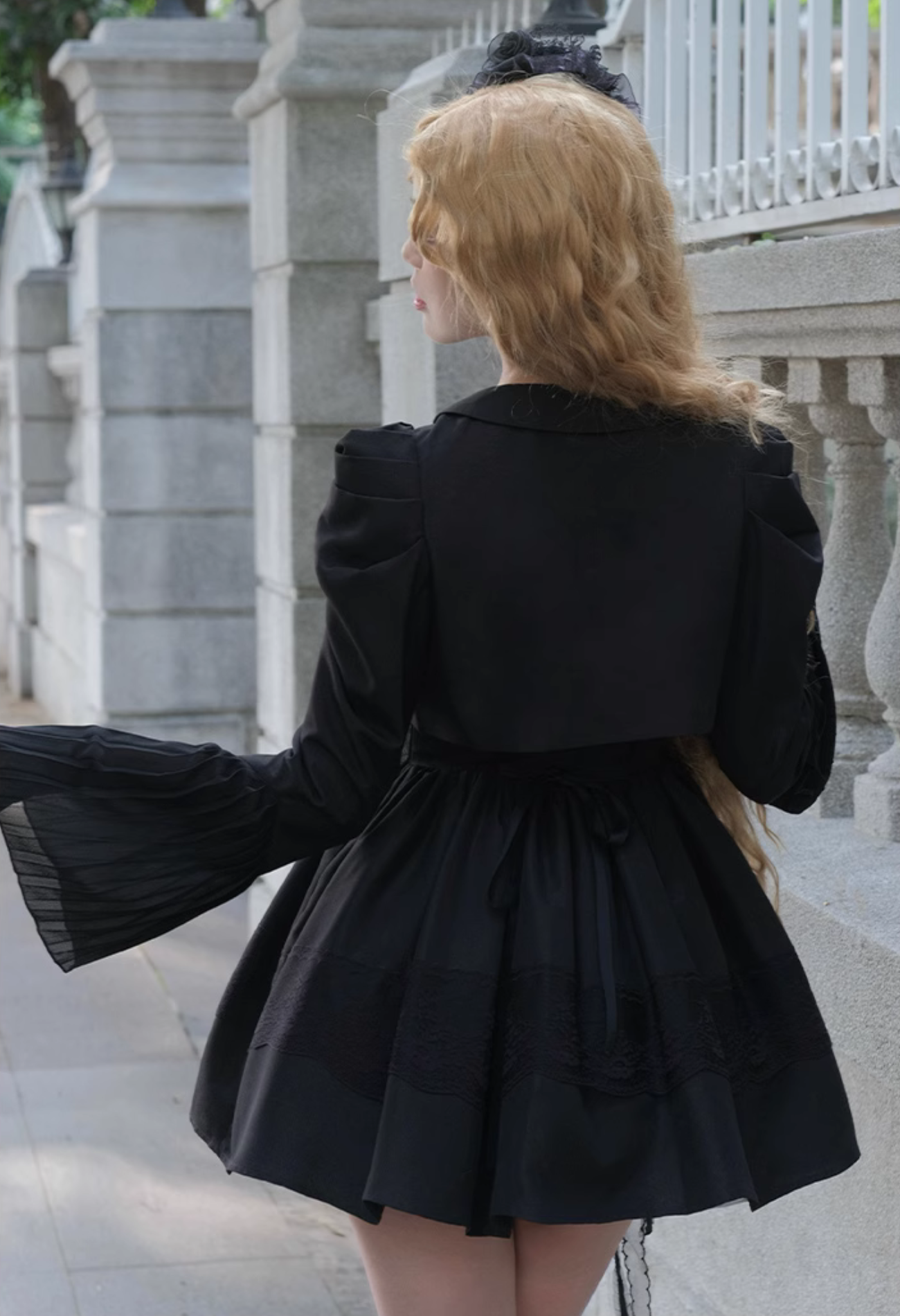 Black rose embroidered collar jumper skirt and jacket, short length