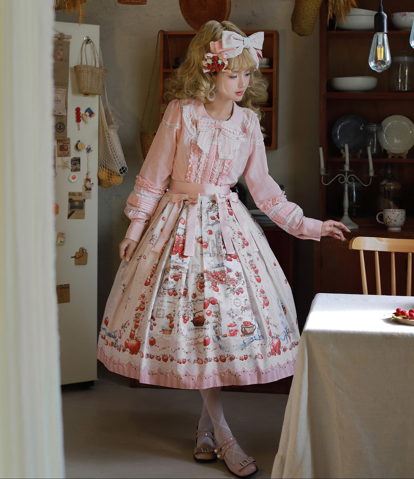 【受注予約12/16まで】Strawberry Manor プリントスカート・ミディ丈