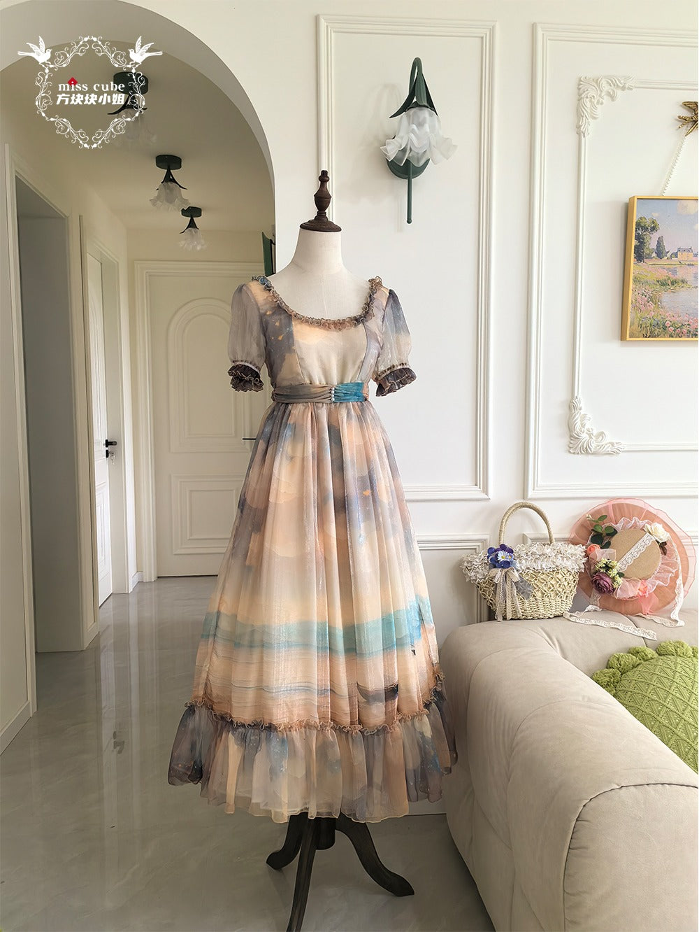 【予約販売】Elegance Greek 油彩画風プリントエンパイアワンピース フリルあり