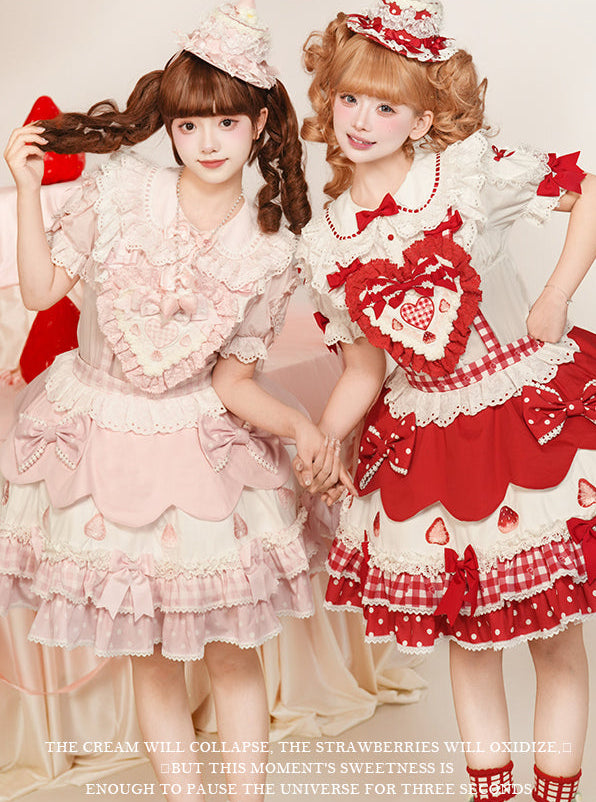 【受注予約11/18まで】Strawberry Cake Guide サスペンダースカート