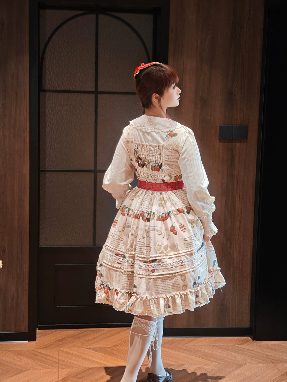 【受注予約9/16まで】Strawberry Journal2.0 刺繍襟ブラウス