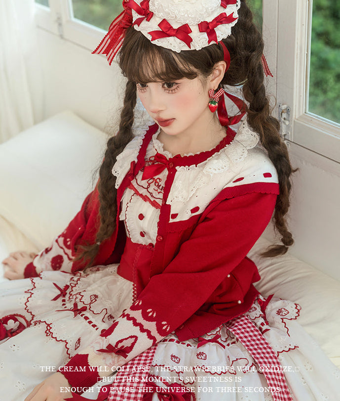 【受注予約11/18まで】Strawberry Cake Guide カーディガン