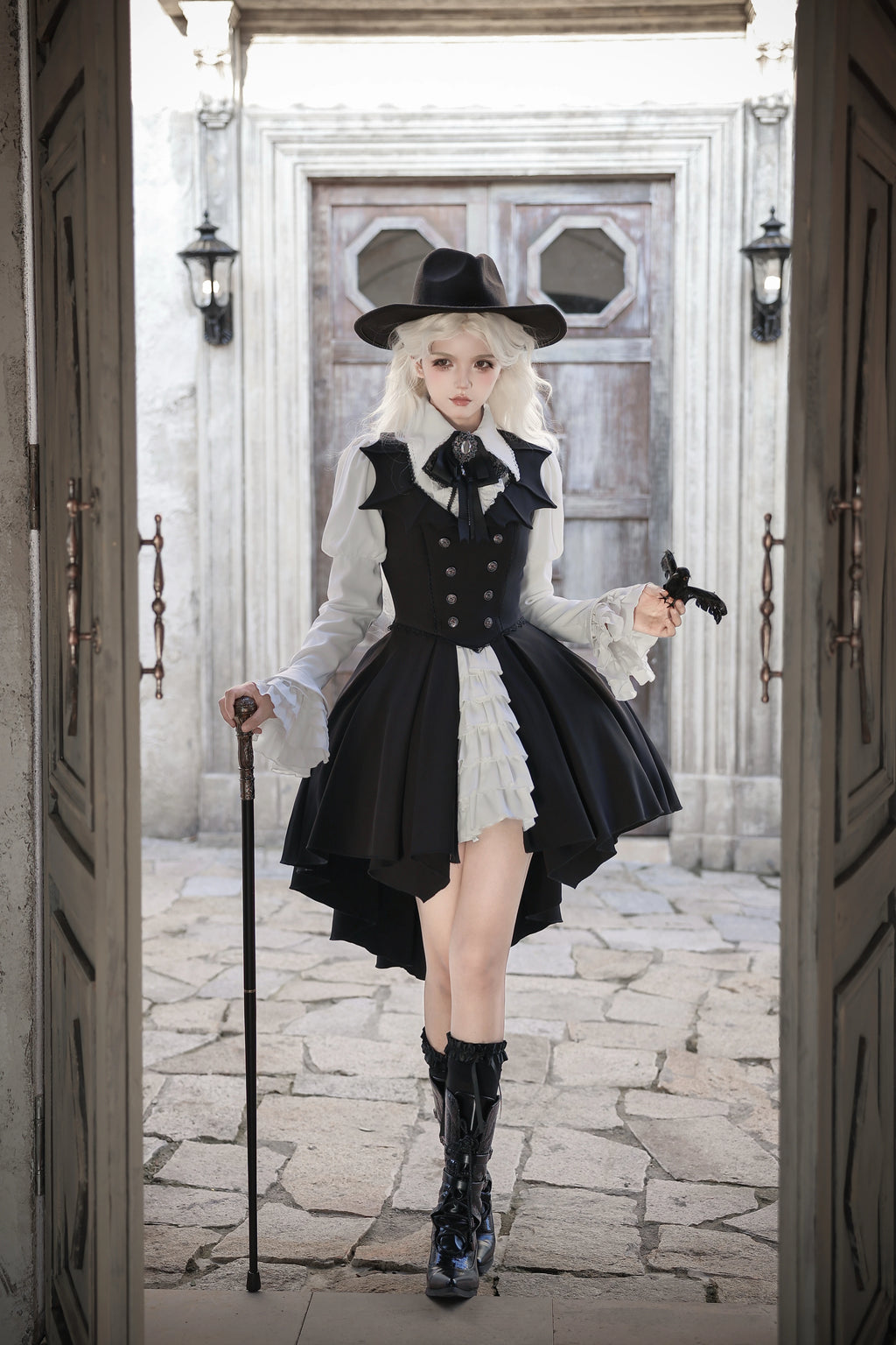 【受注予約10/29まで】Bat Butler ゴシックジャンパースカート＆ブラウスセット