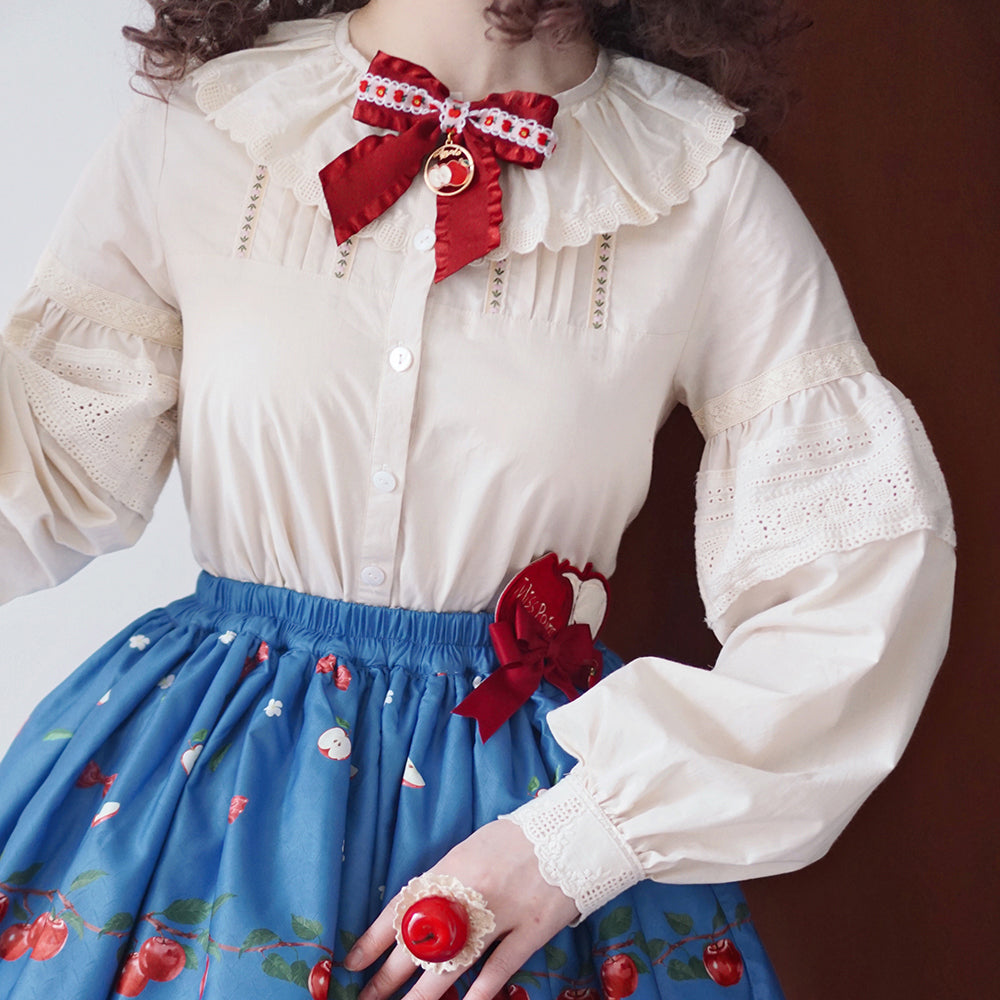 [Pre-order] Apple Garden Blouse [Buy together for 20% off]