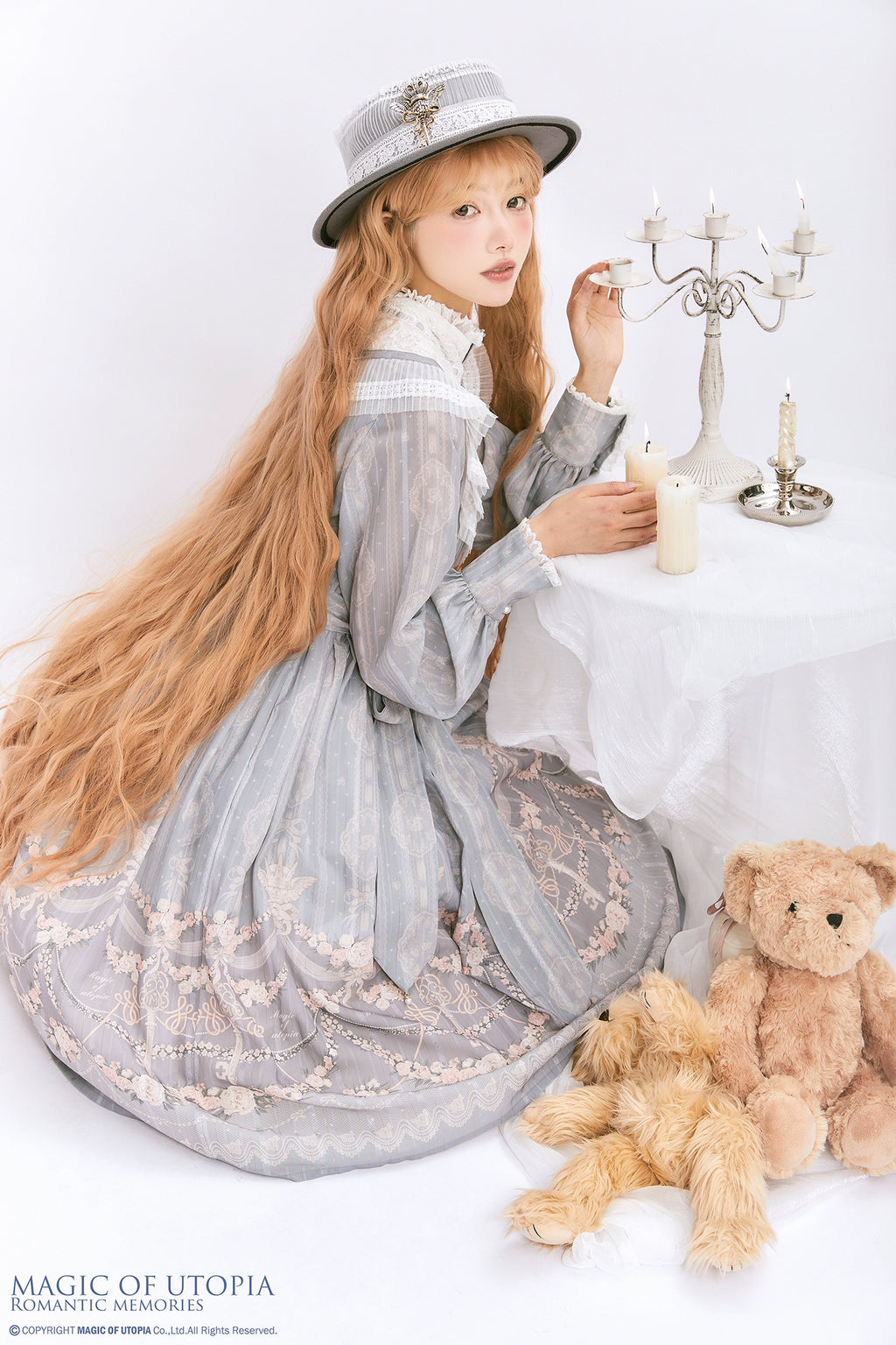 Romantic Memories スタンドカラーワンピース