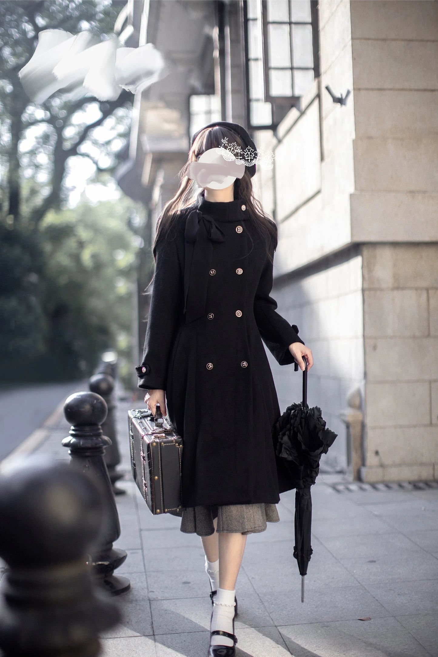 Classic double button ribbon coat