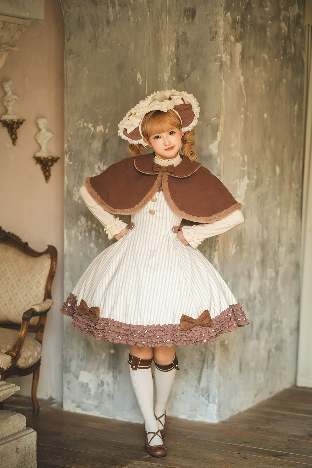 【予約販売】Classic Chocolat Stripe ショートマント