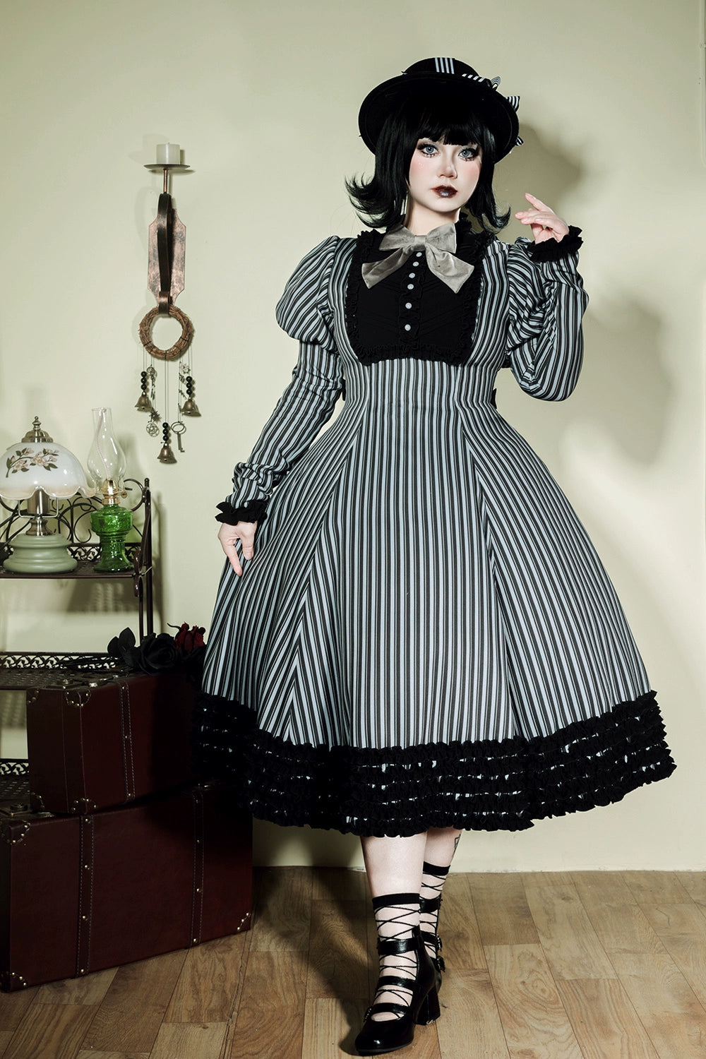 【予約販売】Classic Chocolat Stripe ストライプワンピース・ロング丈