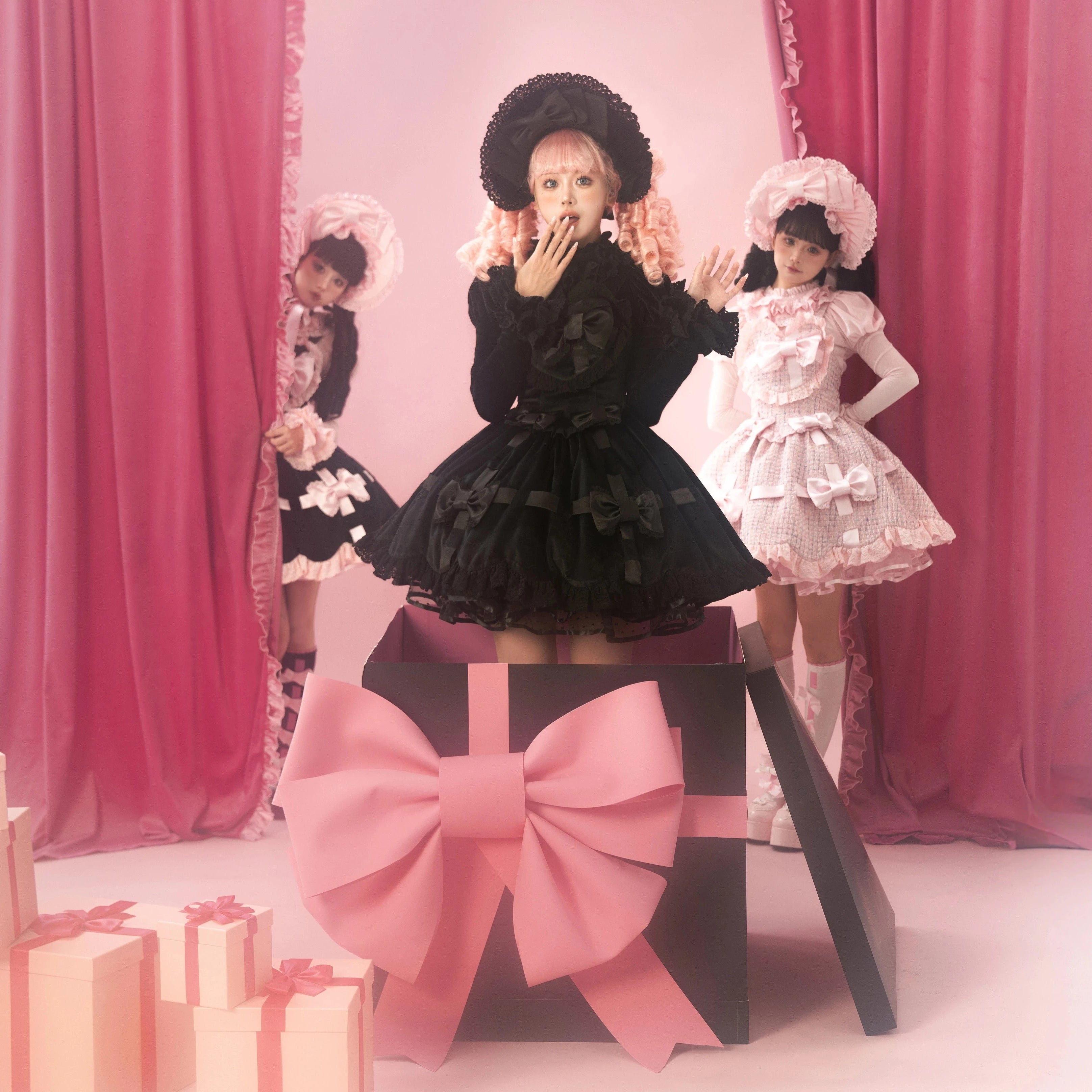 Ribbon Gift Box Long Sleeve Top