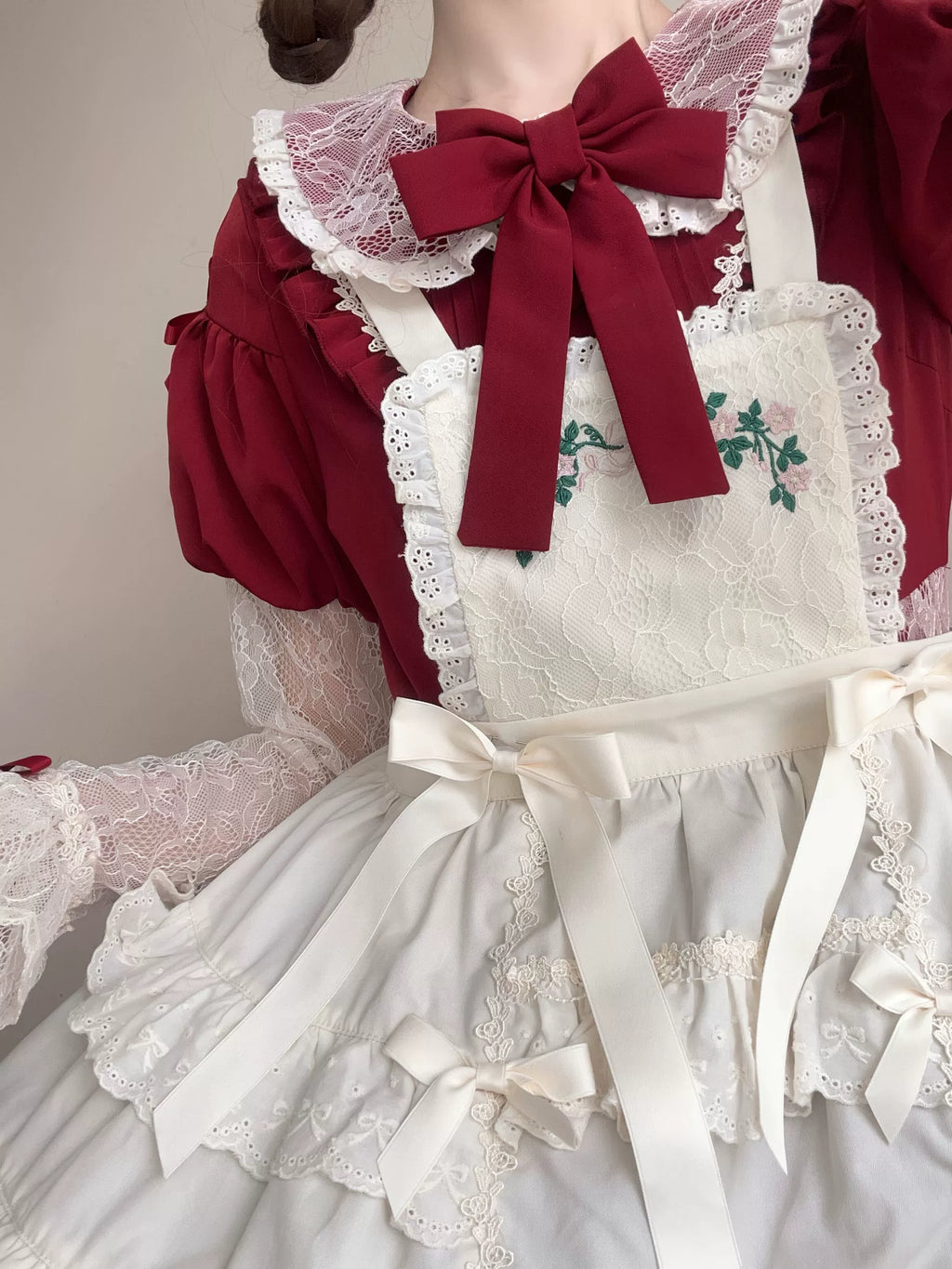 Simultaneous purchase only [Pre-orders available until 11/18] Flower Mist Path Apron, Bonnet, Headband