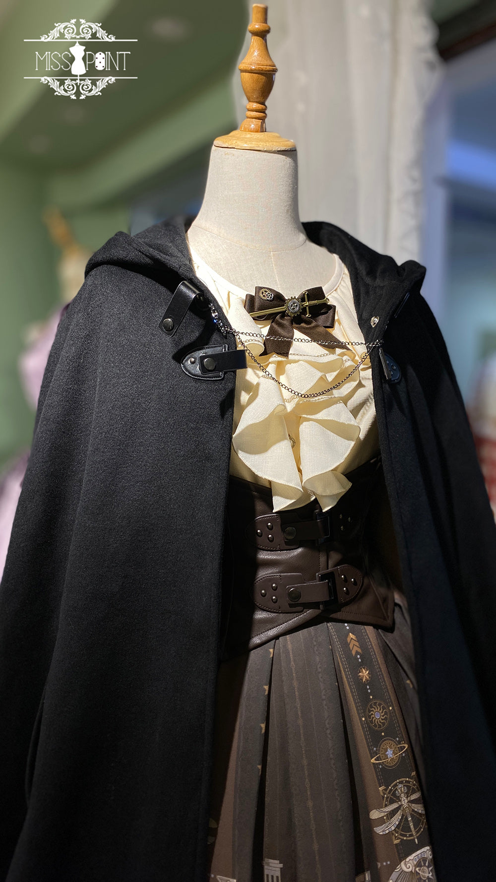 予約販売】Demon Hunters ロングマント – ロリータファッション通販RonRon