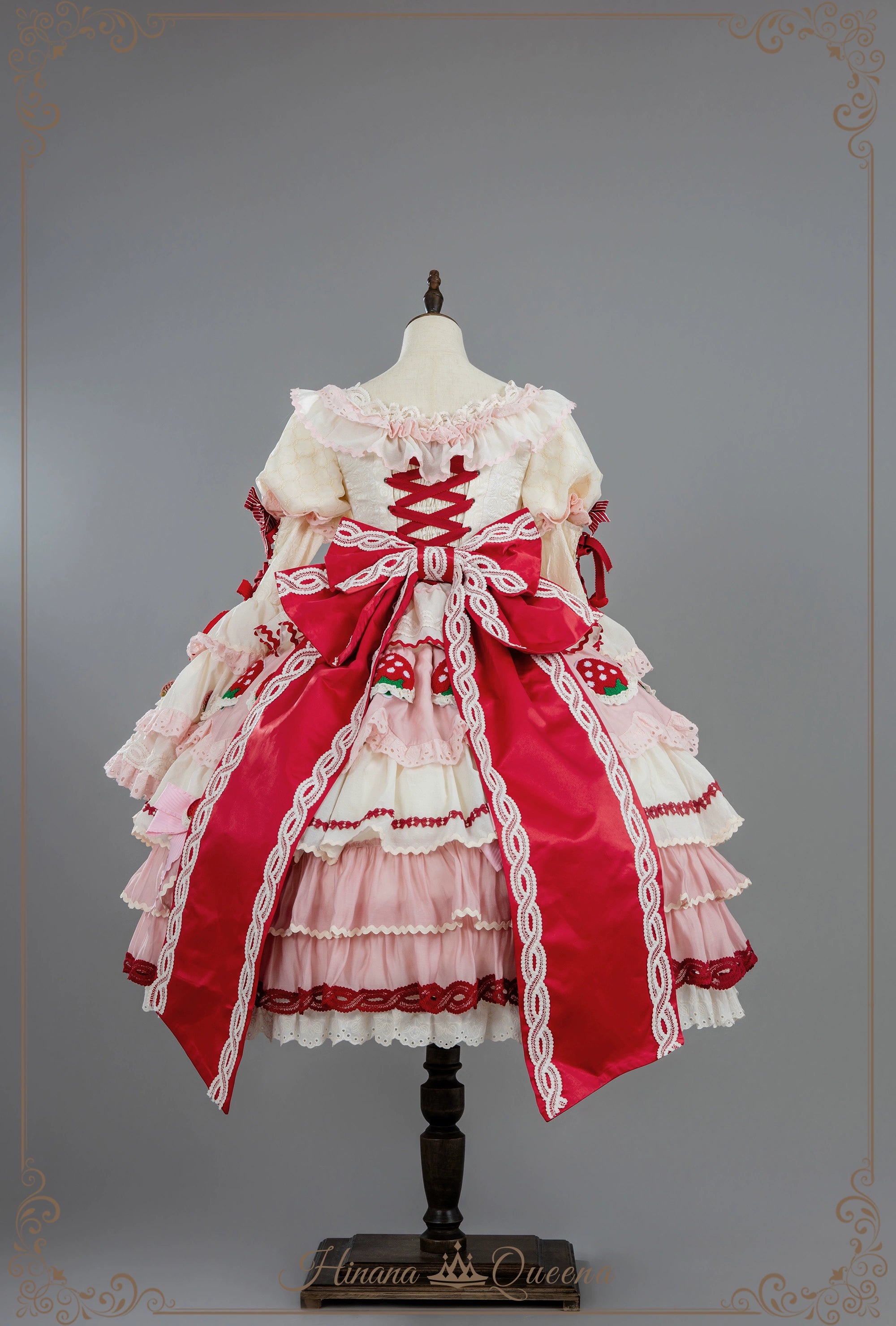 Strawberry Party リボンとフリルのデコレーションドレス・姫袖タイプ