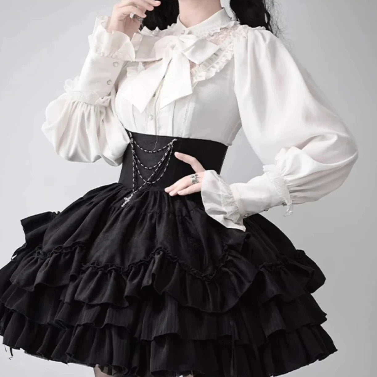 [Sales period ended] Knight Paradox Layered Mini Skirt