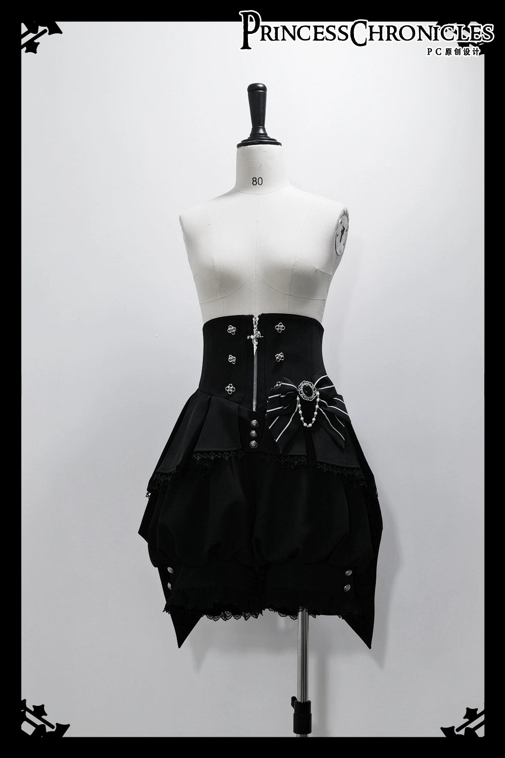 [Sales period ended] Marvelous Trick Prince style black short pants