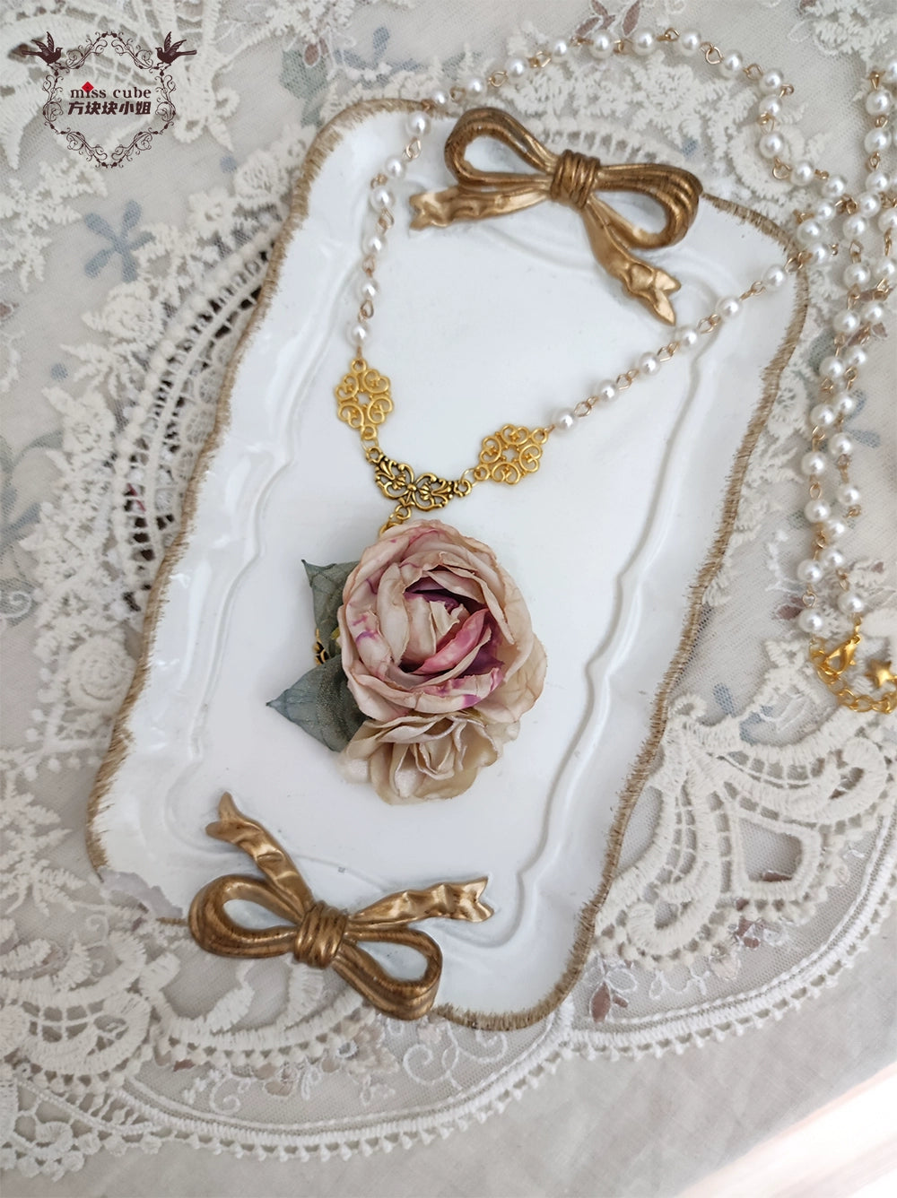 [Only available with simultaneous purchase] Elegance Greek accessories