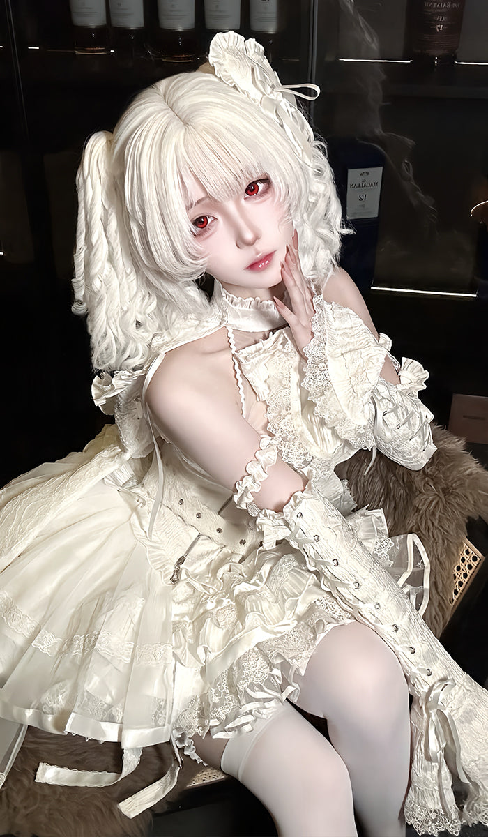 【受注予約4/28まで】Cat Rabbit Agent ホルターネックトップスとスカートのセットアップ・ホワイト