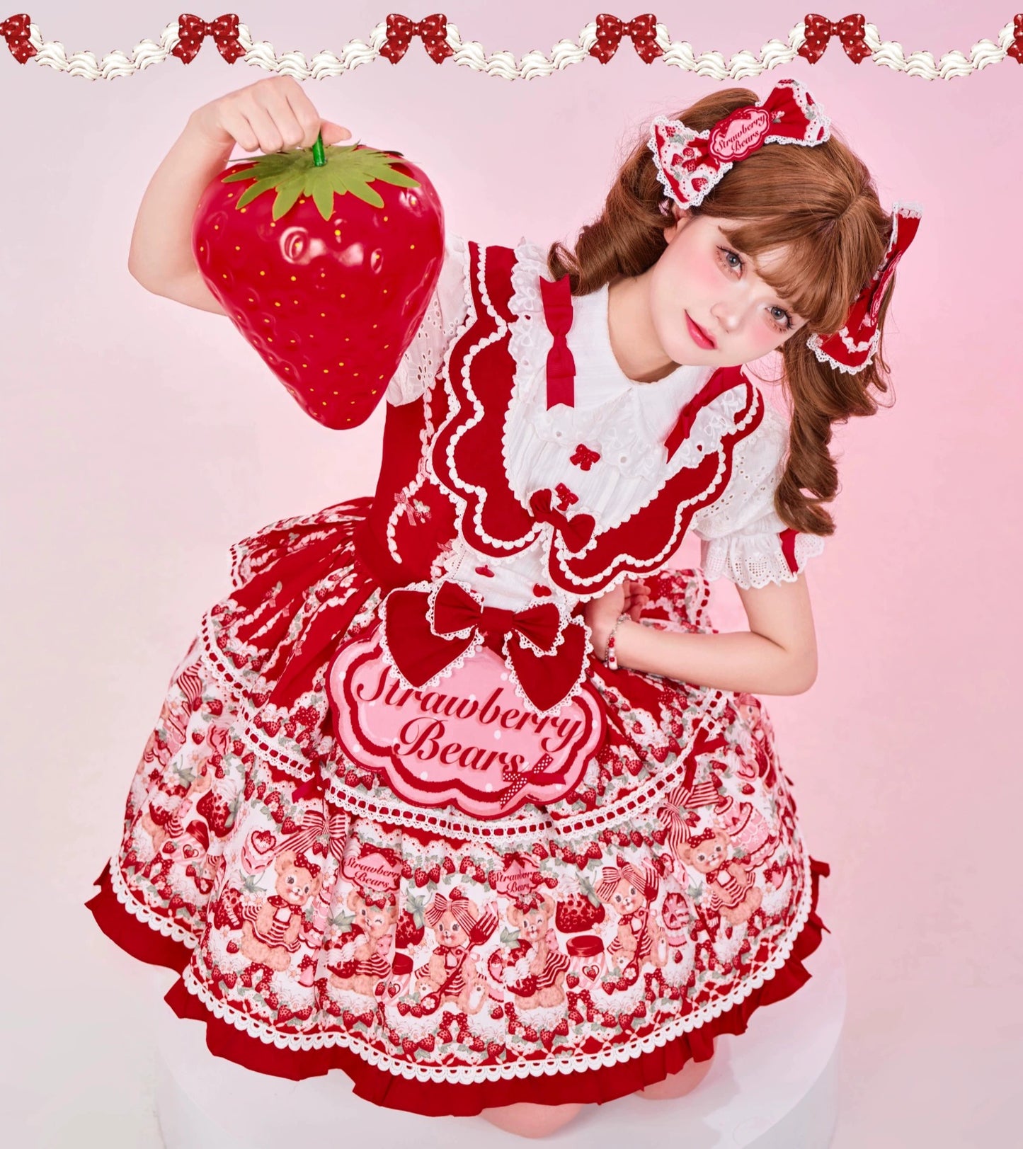 [Pre-orders available until 8/28] Bear Strawberry Garden One-piece Dress