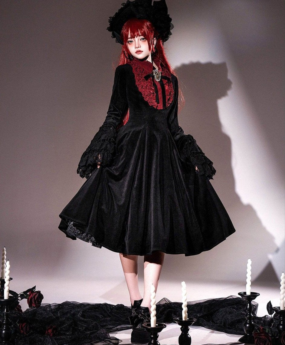 [Pre-orders available until November 12th] Yoiyami Rose Elegant Gothic Frill Dress