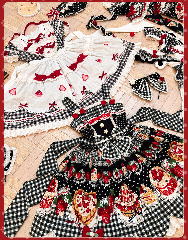 【受注予約11/18まで】Strawberry Cake Guide プリントジャンパースカート