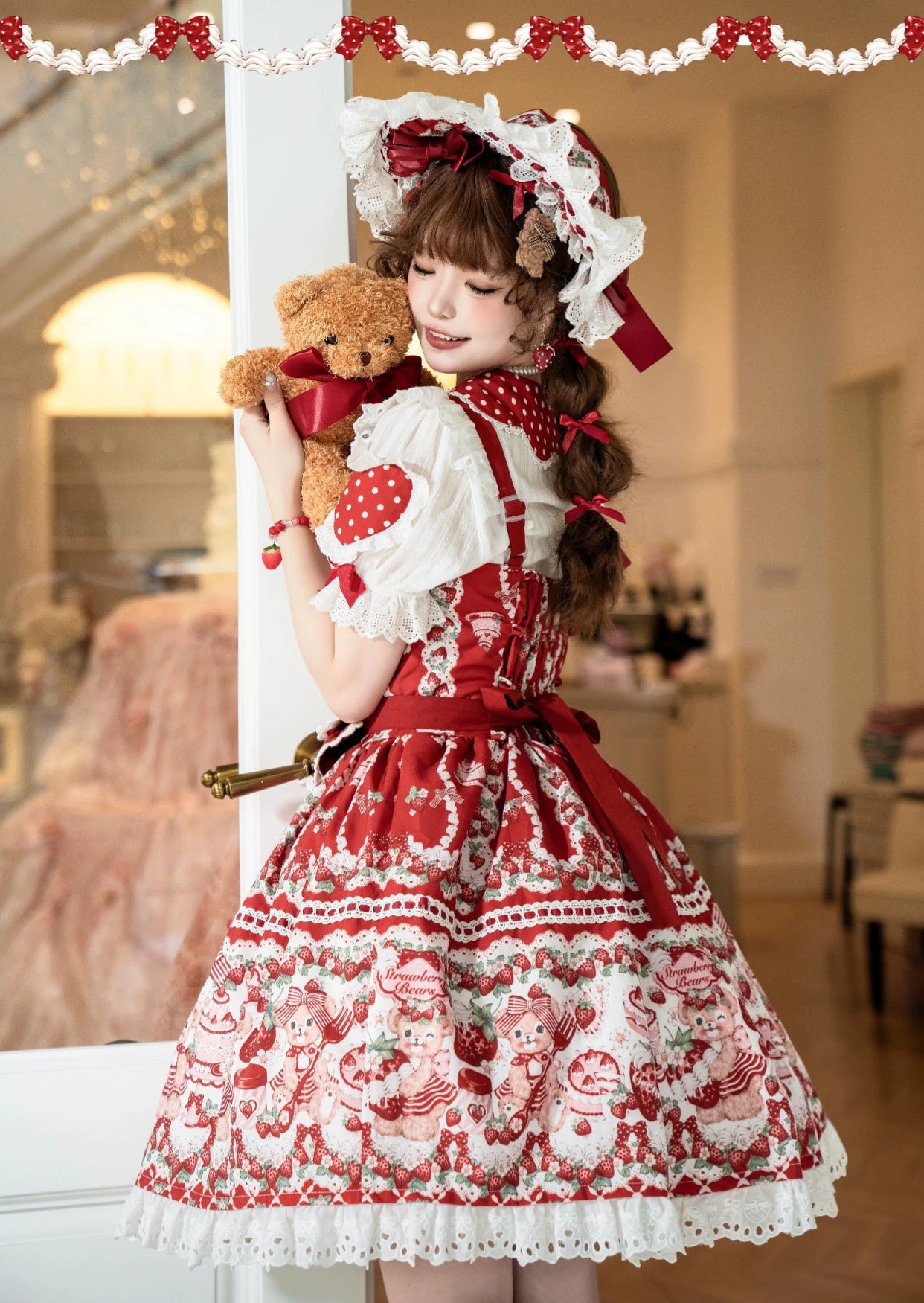 [Pre-orders available until 8/28] Bear Strawberry Garden Jumper Skirt