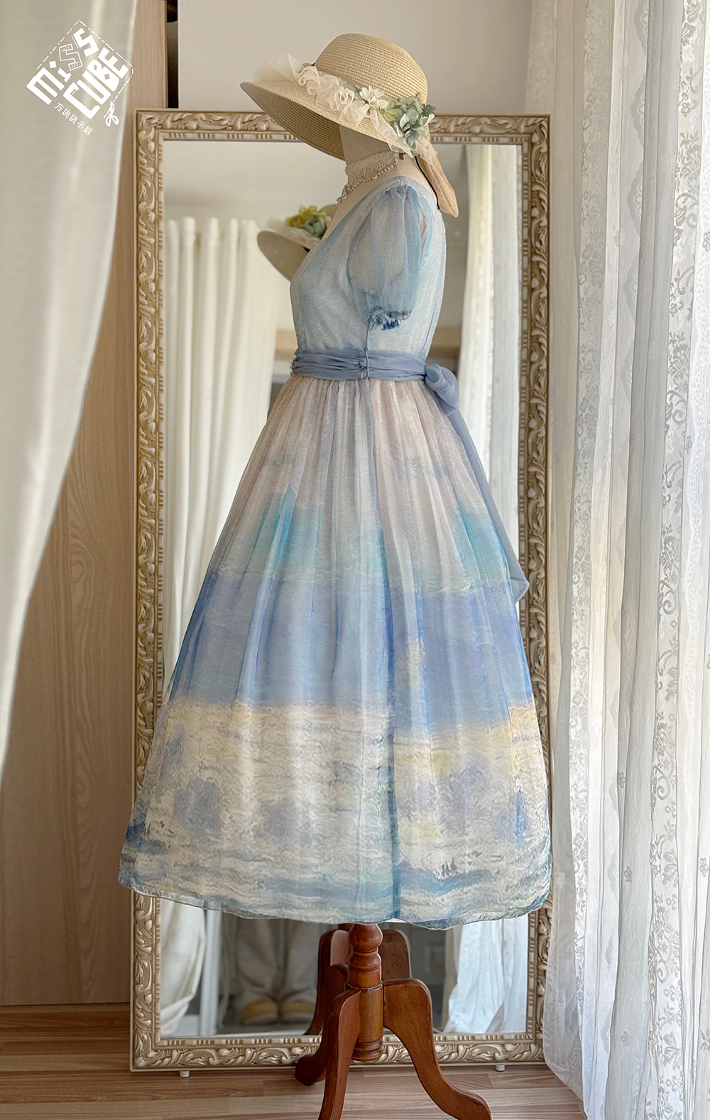 【予約販売】Elegance Greek 油彩画風プリントエンパイアワンピース・新色